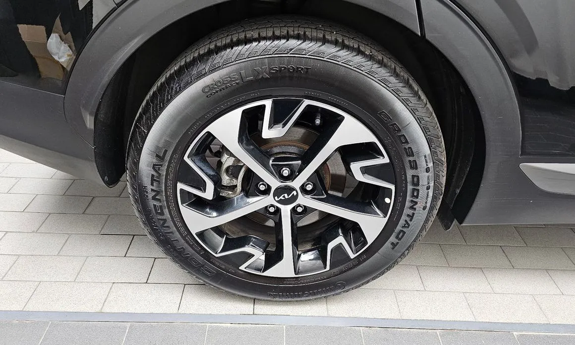 Kia Sportage — фото 9