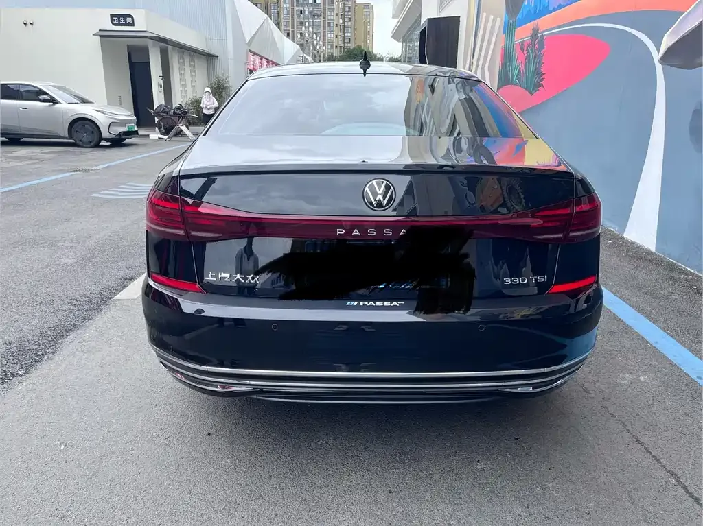 Volkswagen Passat — фото 7