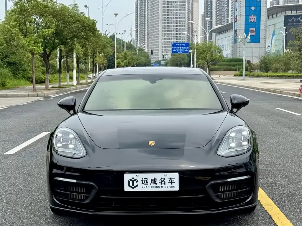 Porsche Panamera — фото 10
