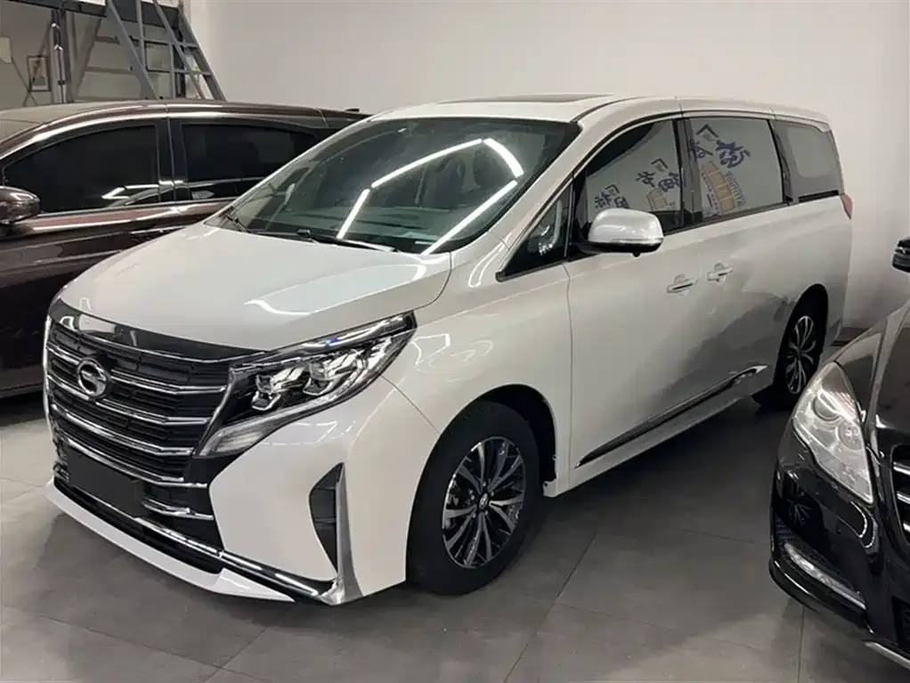 GAC Motor Trumpchi M8 — фото 1