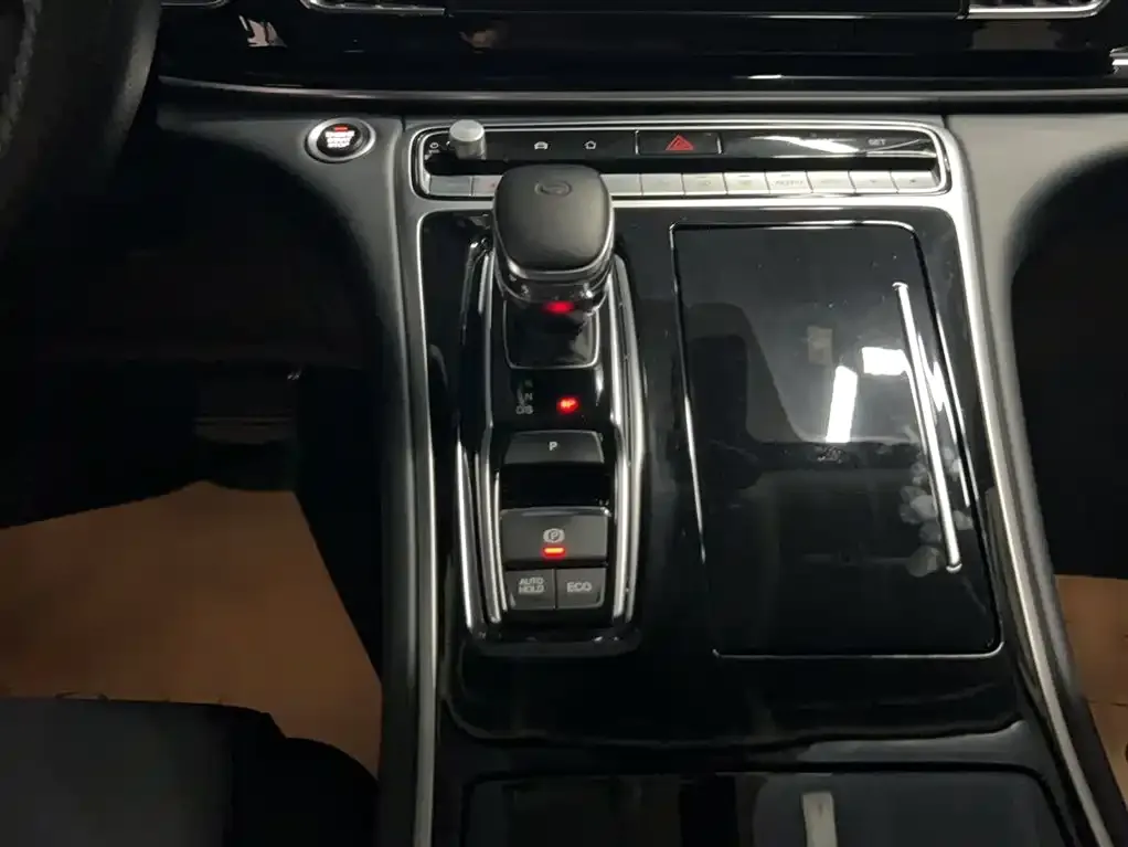 GAC Motor Trumpchi M8 — фото 3