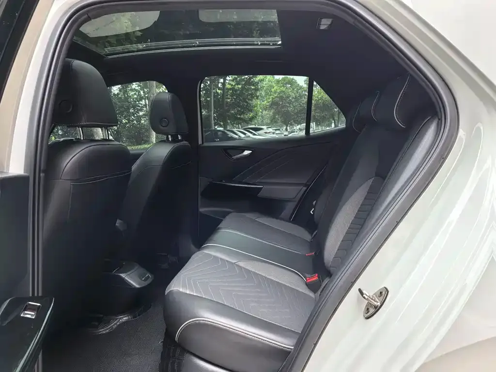 Volkswagen ID.3 2024 из CN, фото 5