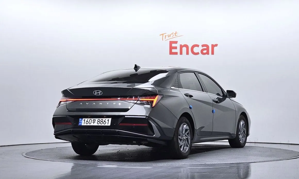 Hyundai AVANTE — фото 4