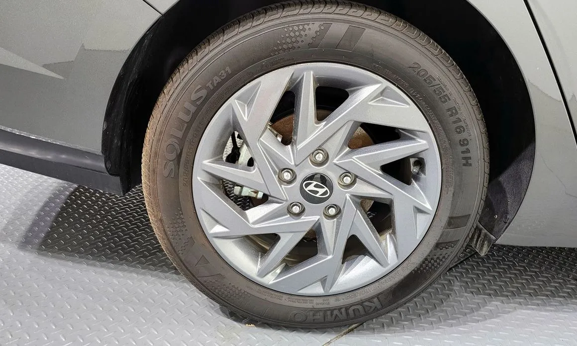 Hyundai AVANTE — фото 9