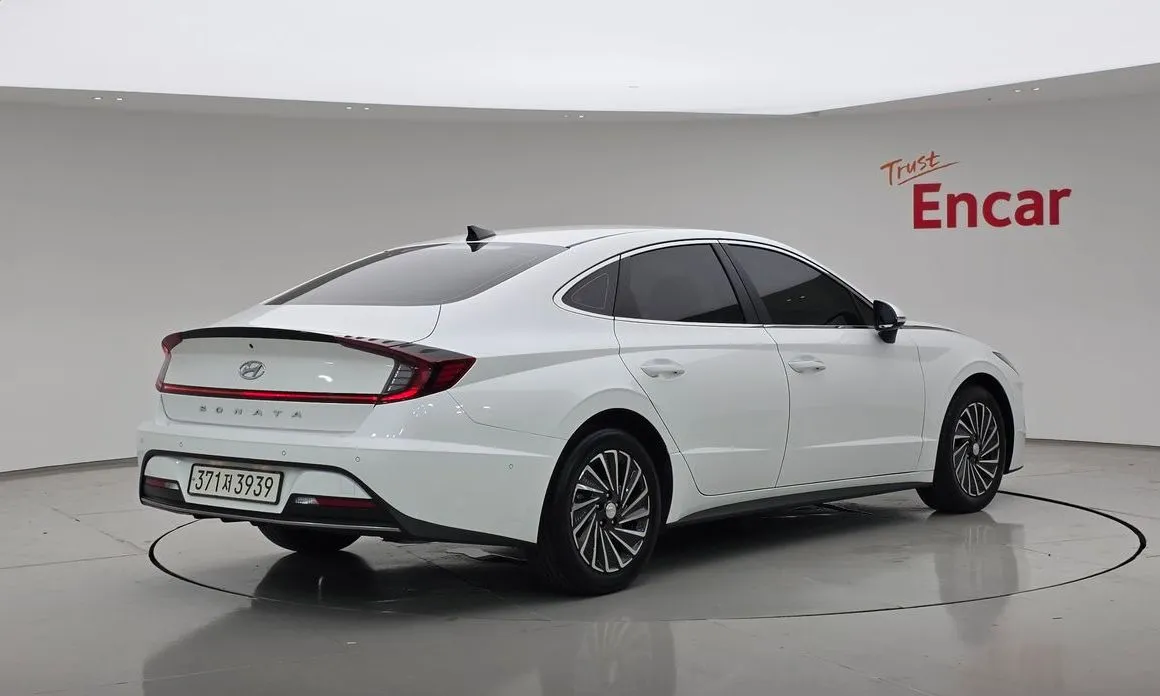 Hyundai Sonata 2022 из KR, фото 2
