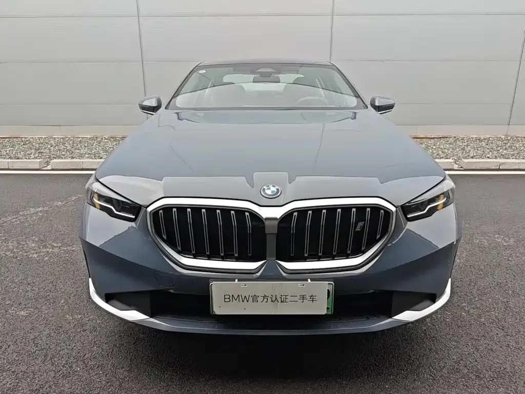 BMW i5 2025 из CN, фото 3