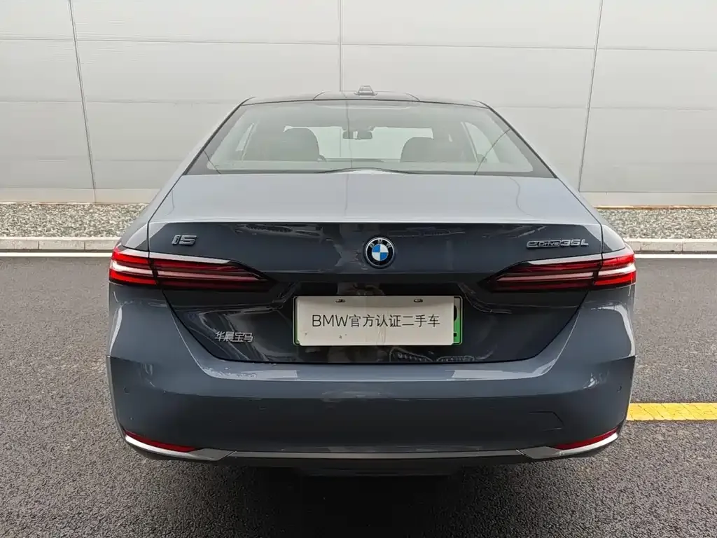 BMW i5 2025 из CN, фото 8