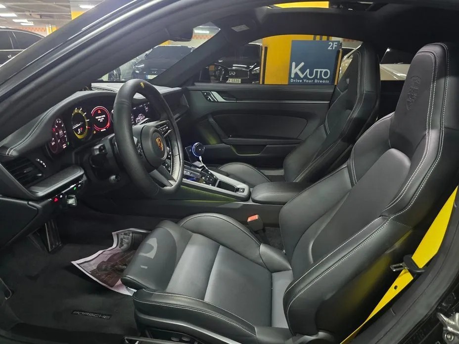 Porsche 911 2021 из KR, фото 4