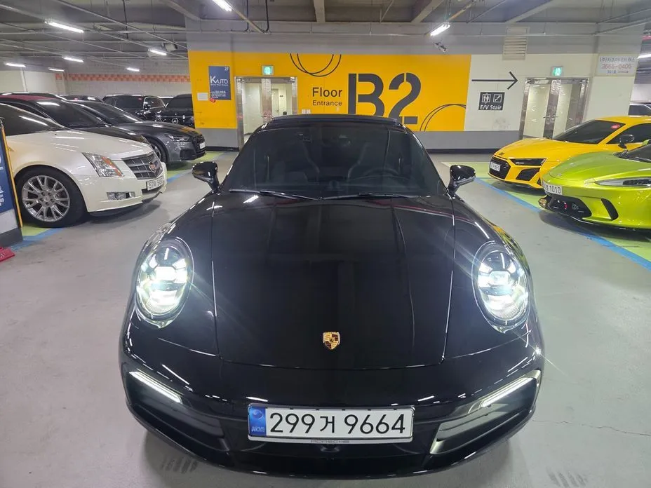 Porsche 911 2021 из KR, фото 10