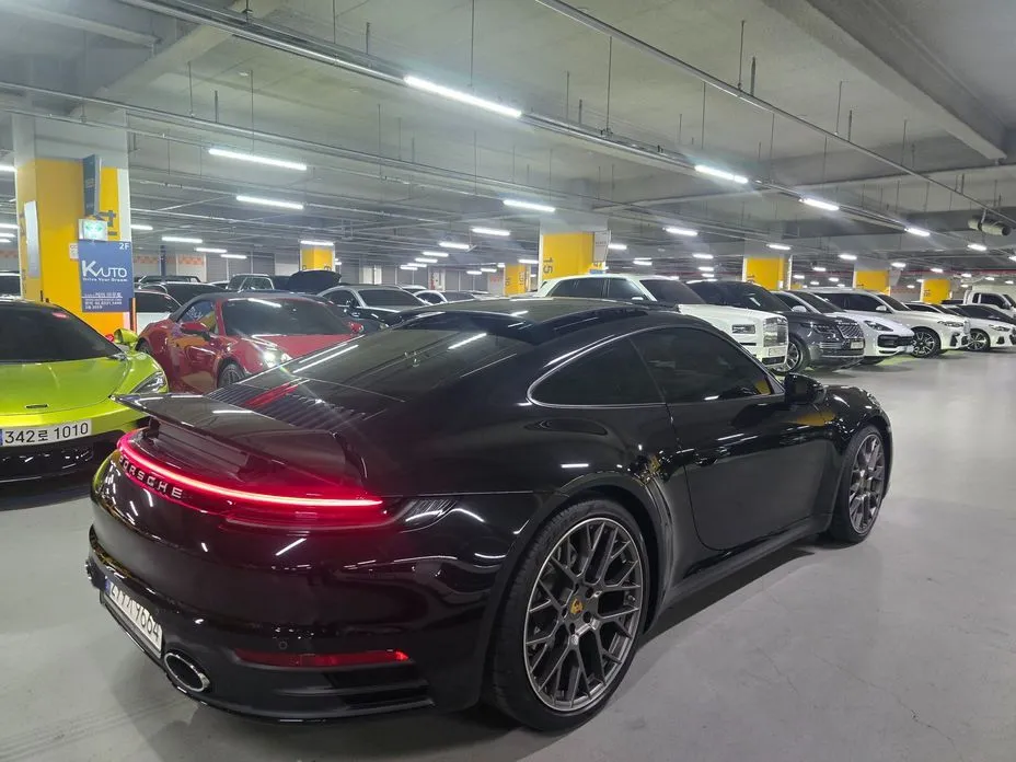 Porsche 911 2021 из KR, фото 9