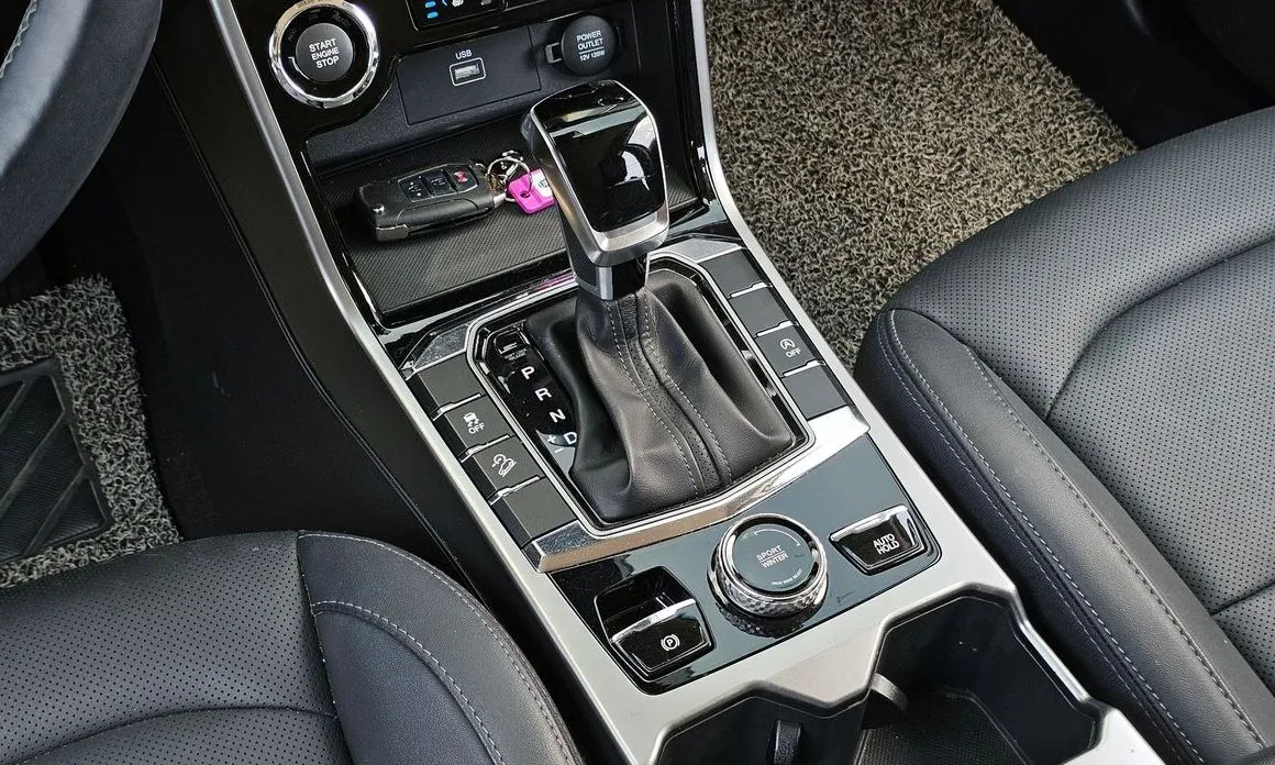 KG Mobility (Ssangyong) KORANDO 2023 из KR, фото 6