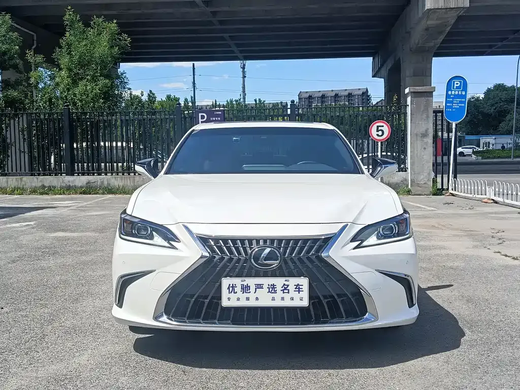 Lexus ES 2022 из CN, фото 6