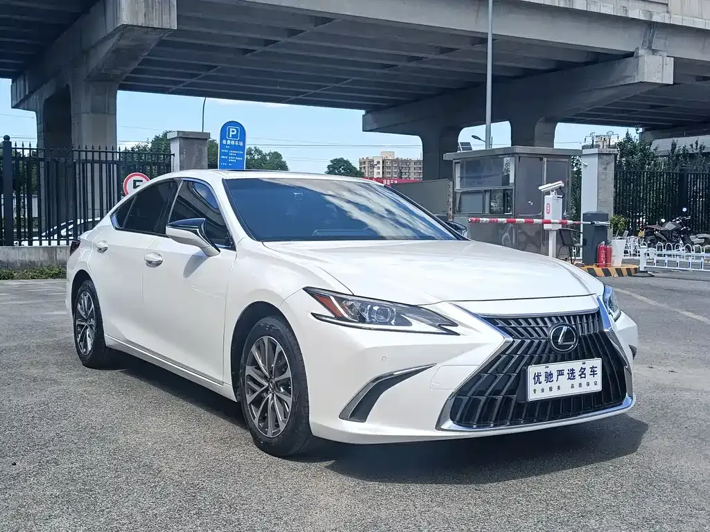 Lexus ES 2022 из CN, фото 5