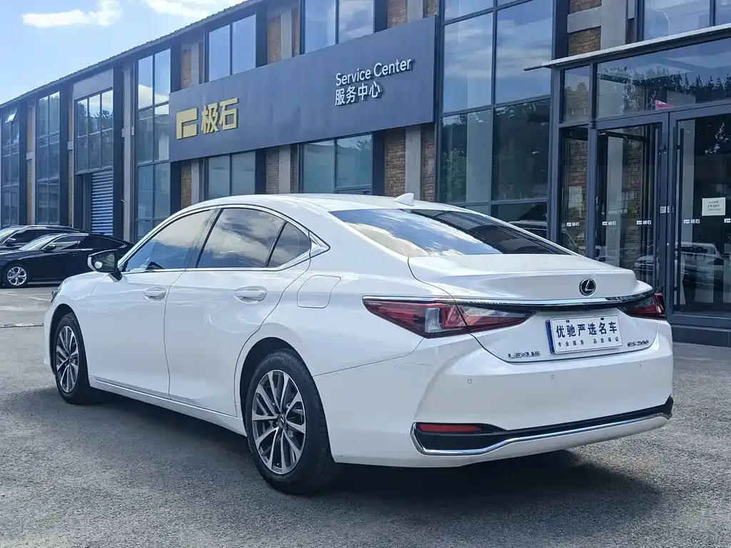 Lexus ES 2022 из CN, фото 3