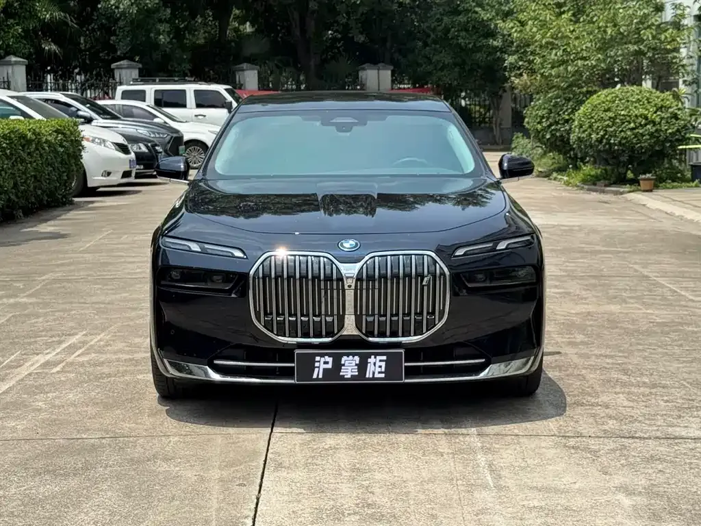 BMW i7 2024 из CN, фото 3