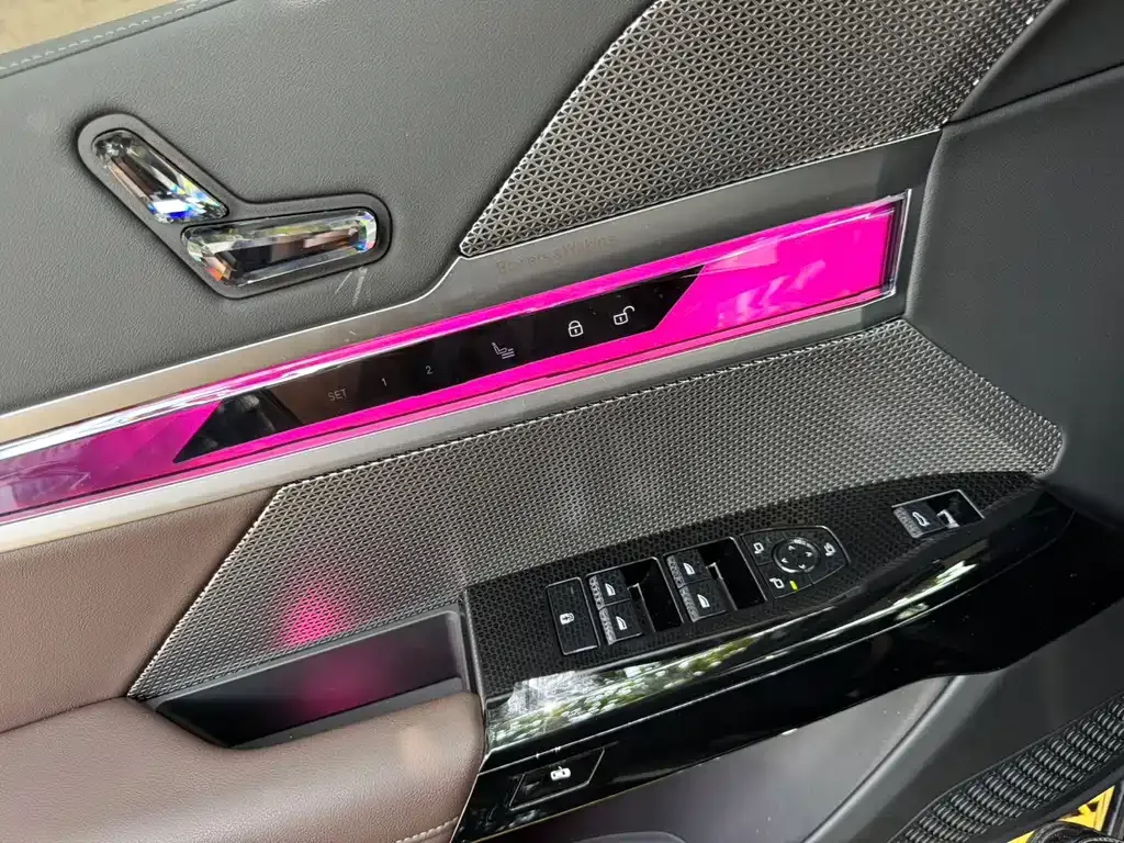 BMW i7 2024 из CN, фото 4