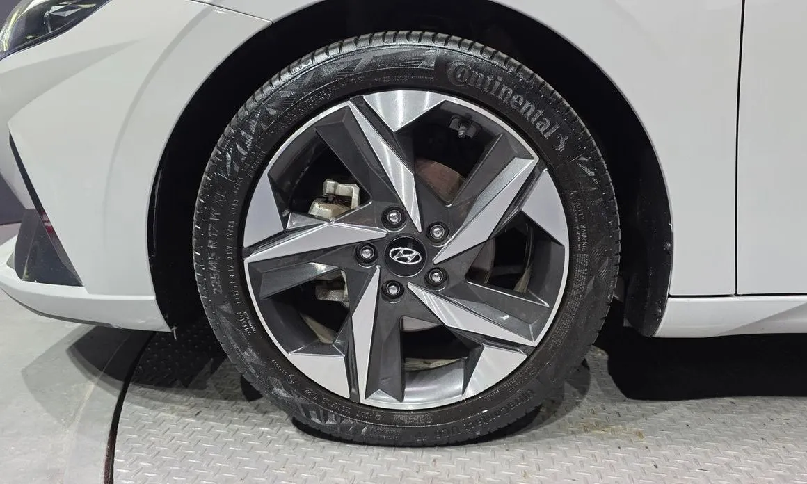 Hyundai AVANTE — фото 6