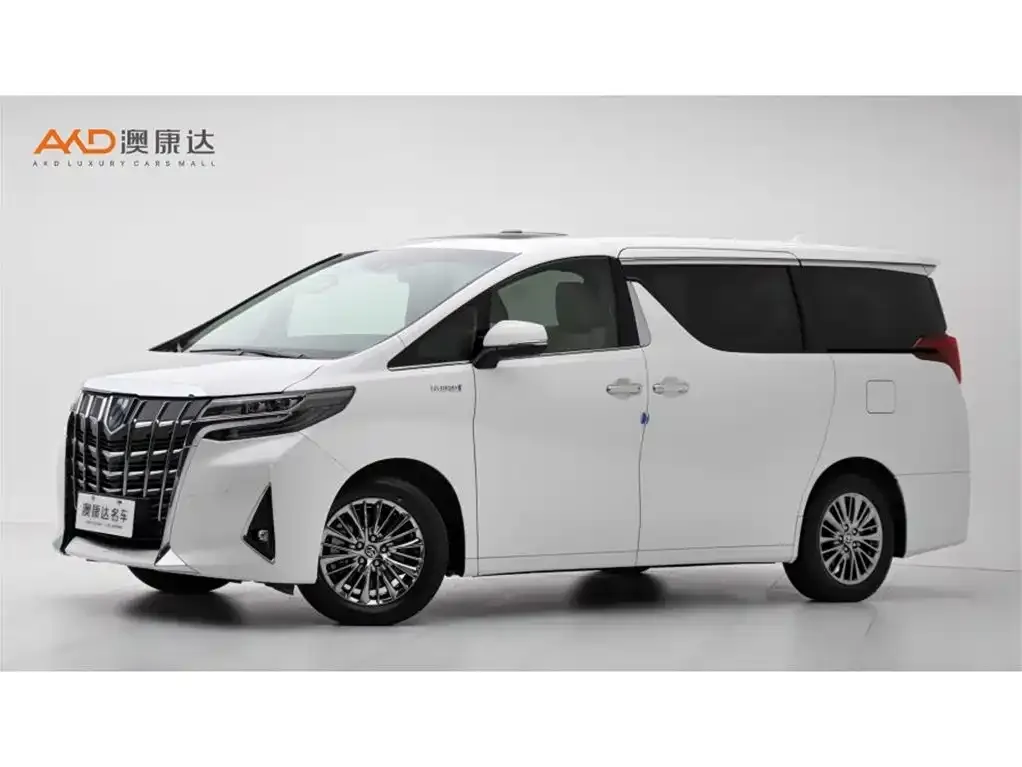 Toyota Alphard — фото 1