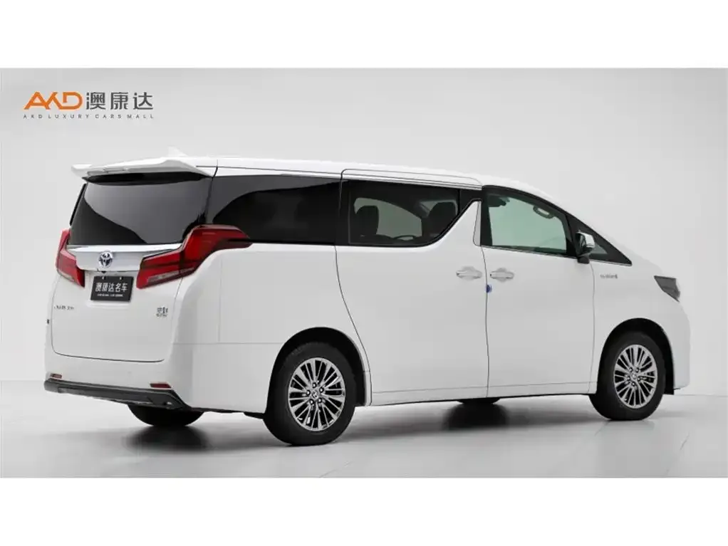 Toyota Alphard — фото 5