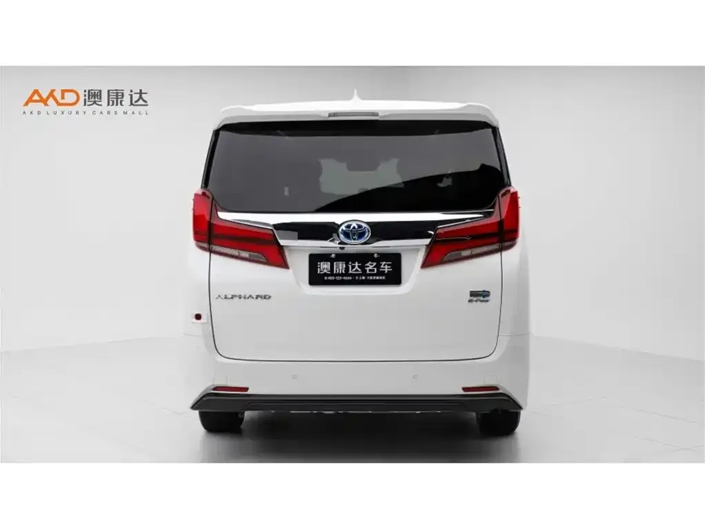 Toyota Alphard — фото 2