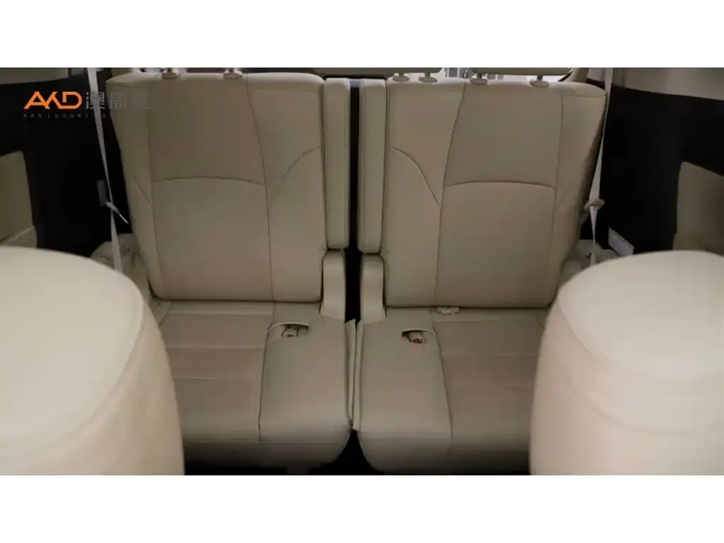Toyota Alphard — фото 6