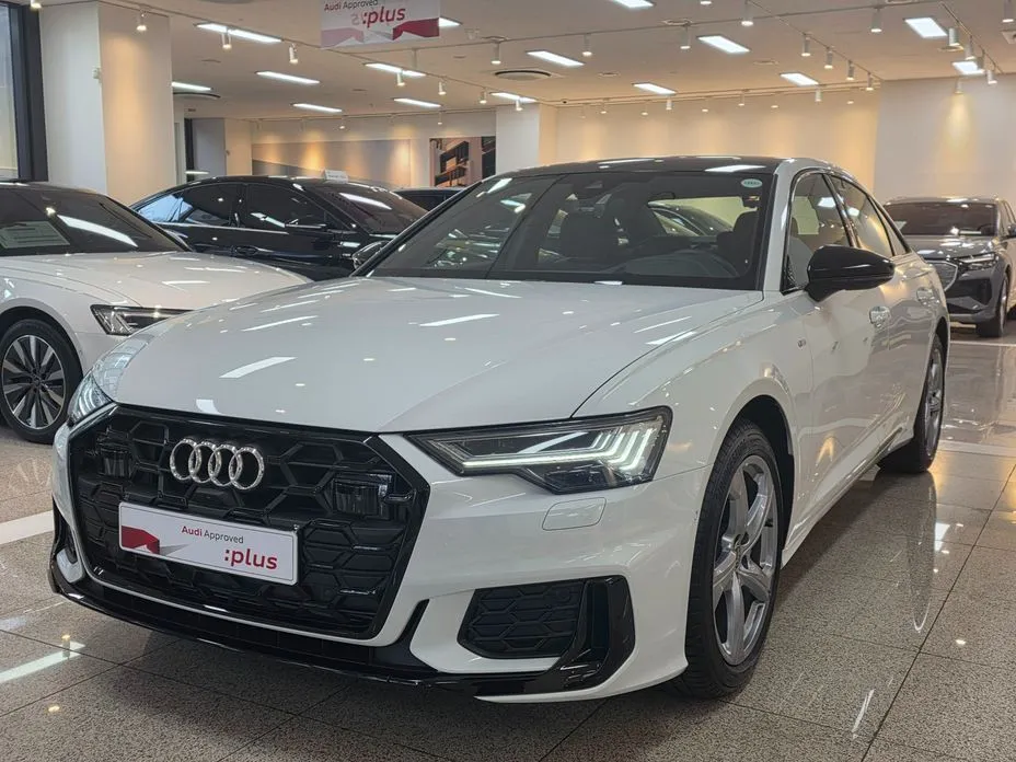 Audi A6 — фото 1
