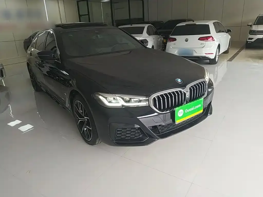 BMW 5 Series — фото 2