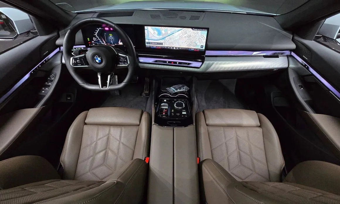 BMW 5-Series 2025 из KR, фото 9