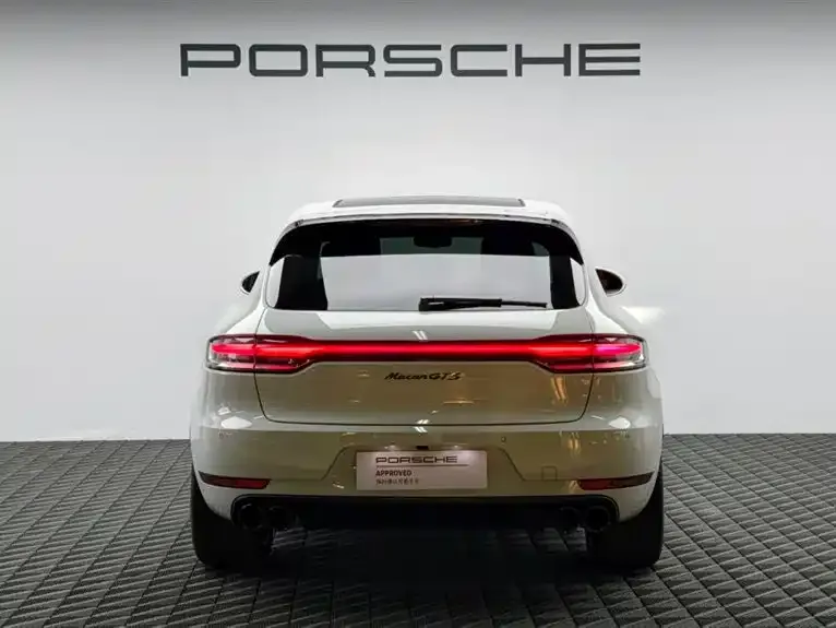 Porsche Macan — фото 7