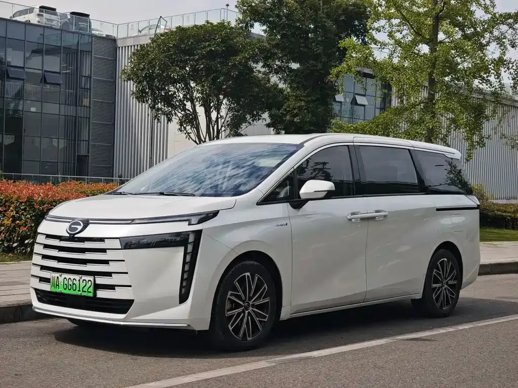 GAC Motor 传祺E8 PHEV
