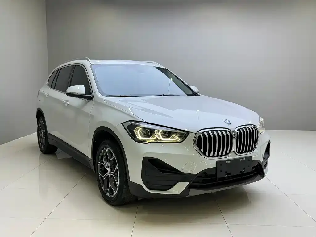 BMW X1 — фото 6