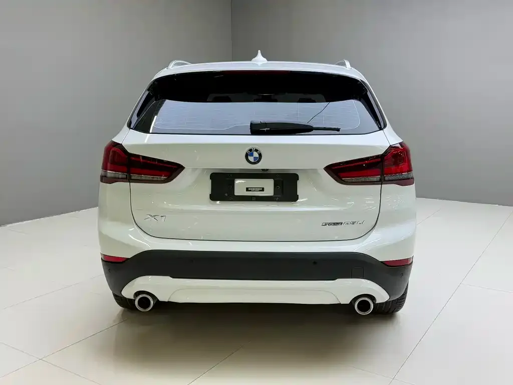 BMW X1 — фото 2