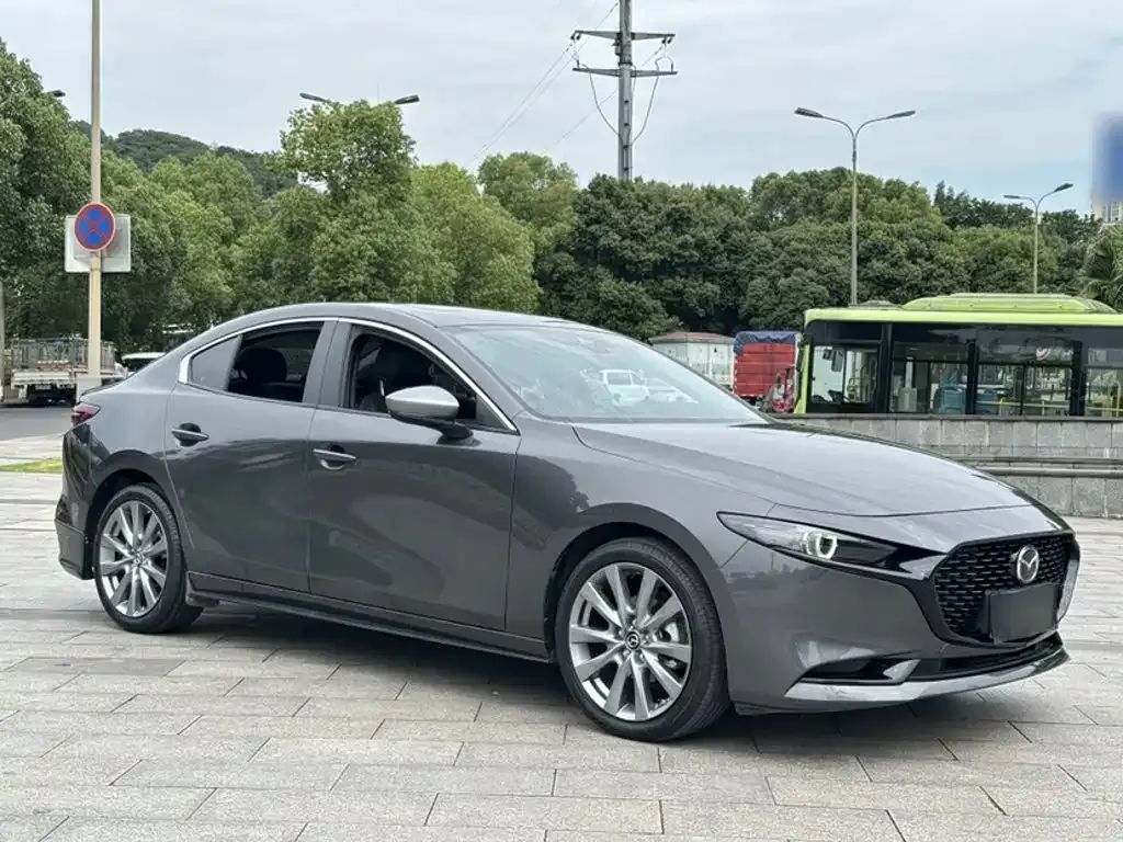 Mazda 3 Axela — фото 7