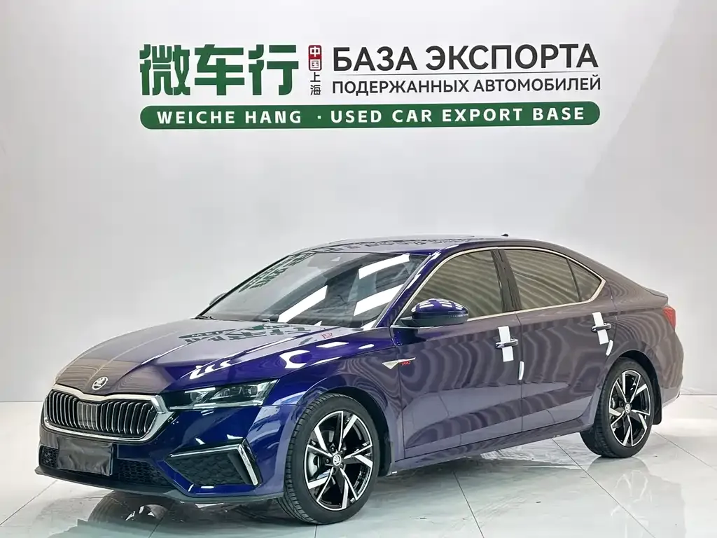 Skoda Octavia — фото 1