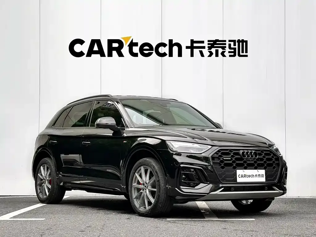 Audi Q5L — фото 3