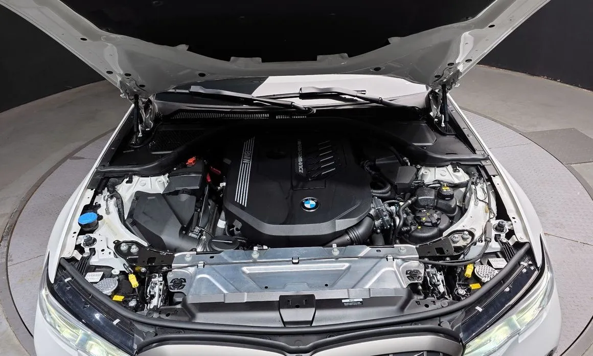 BMW 3-Series 2022 из KR, фото 8