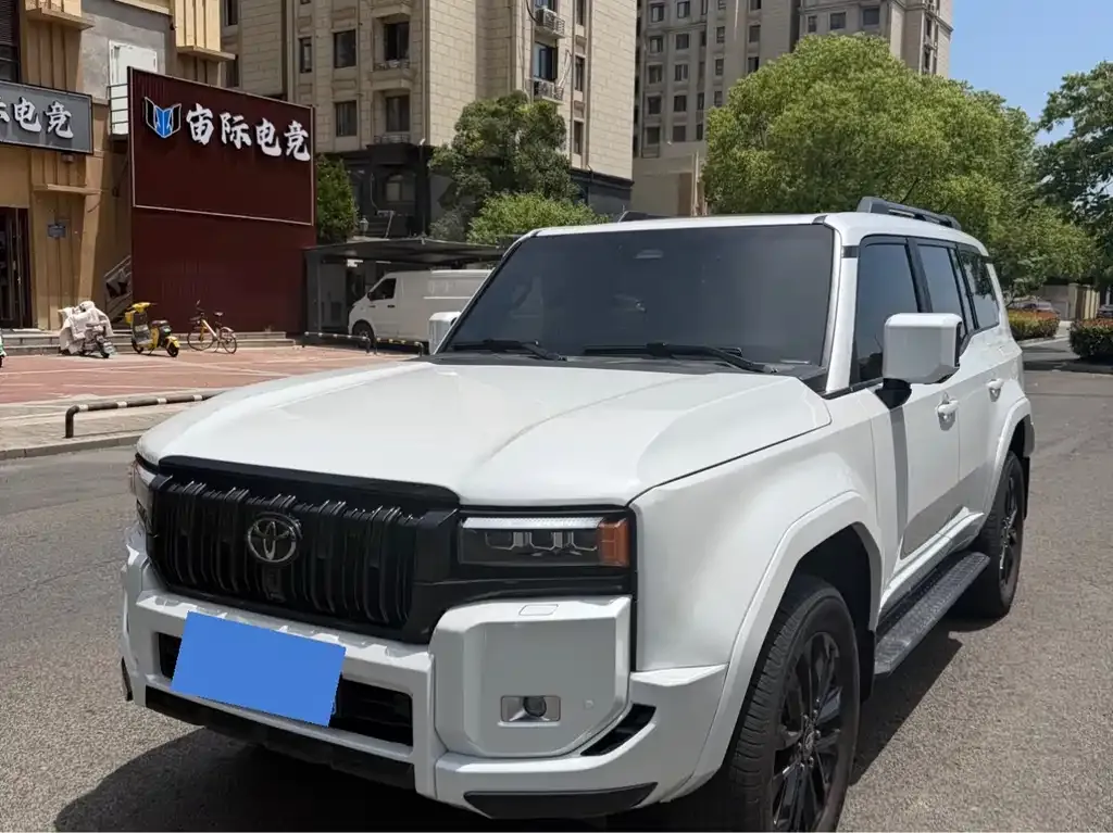 Toyota Prado