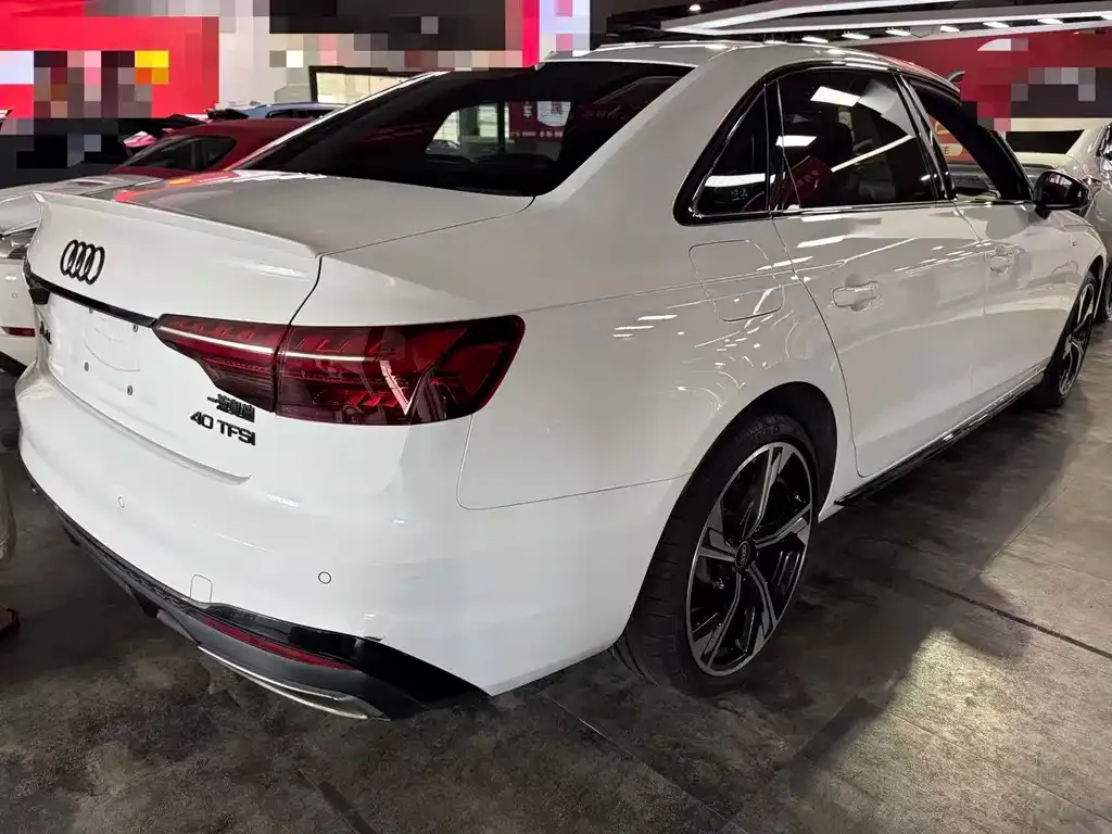 Audi A4L 2024 из CN, фото 8