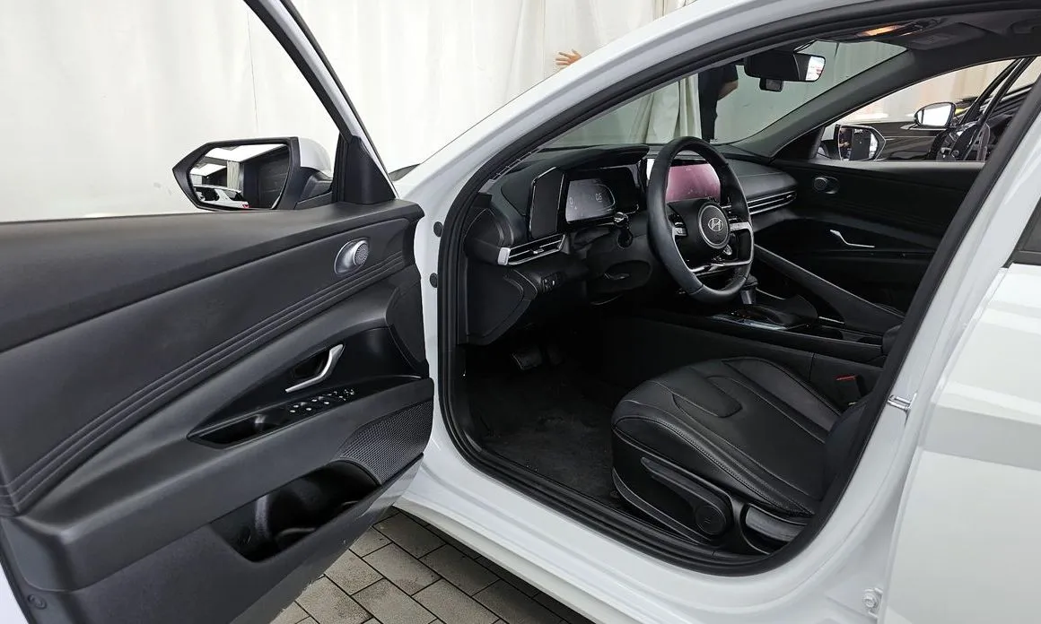Hyundai AVANTE — фото 6