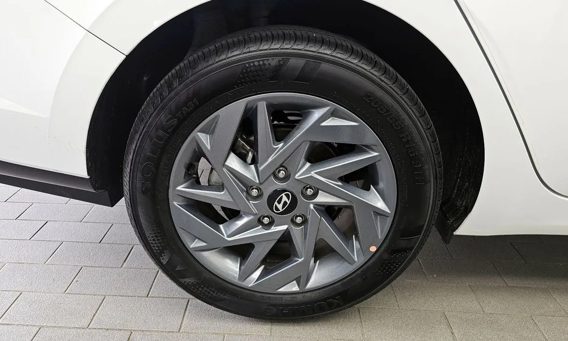 Hyundai AVANTE — фото 8