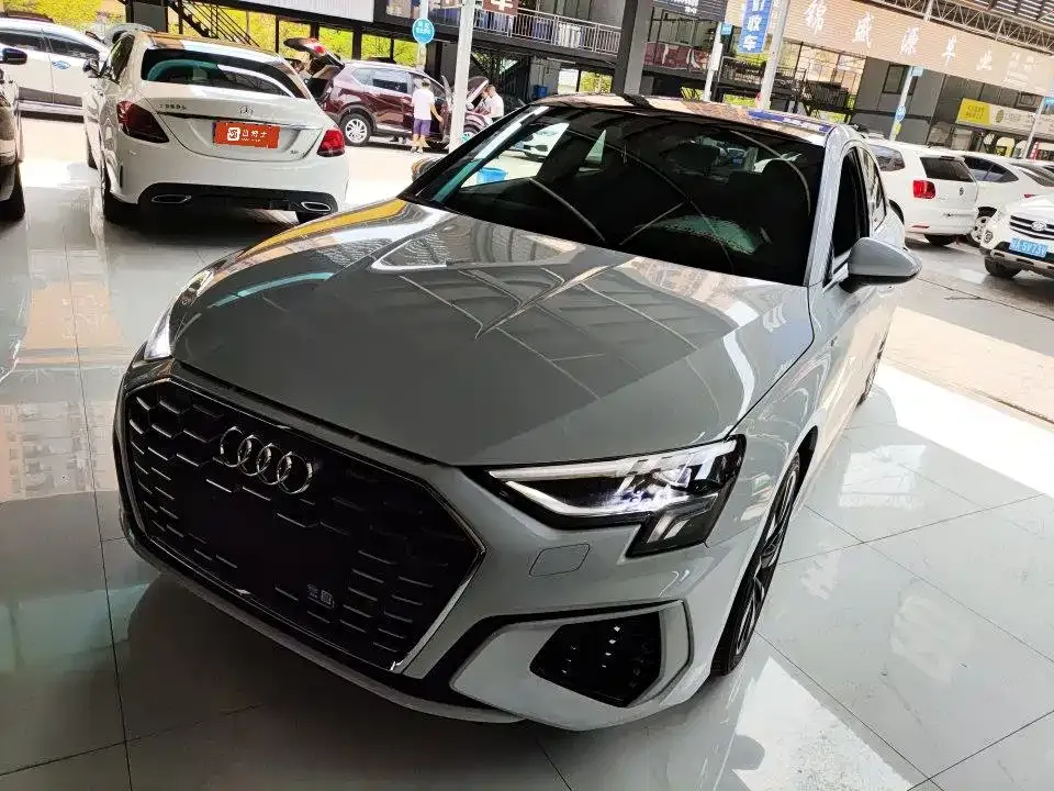 Audi A3 — фото 1