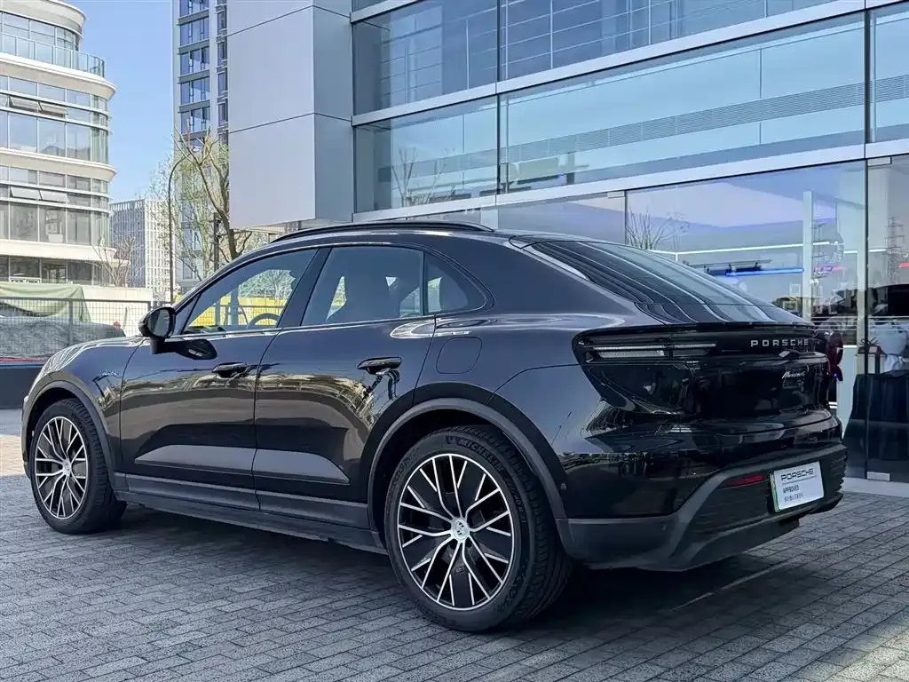 Porsche Macan EV 2025 из CN, фото 7