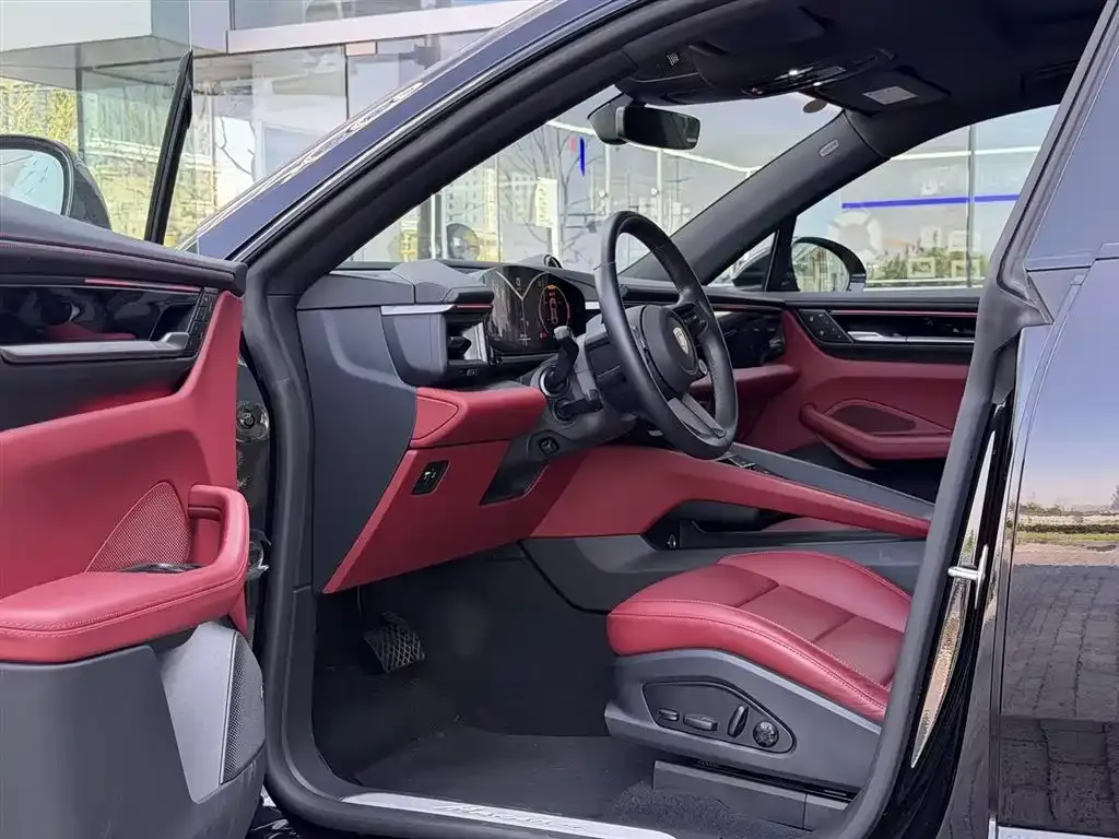 Porsche Macan EV 2025 из CN, фото 9