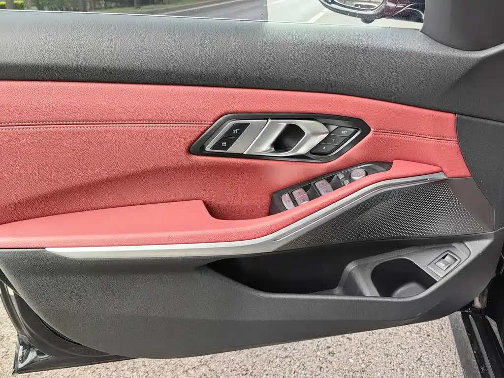 BMW 3 Series — фото 10