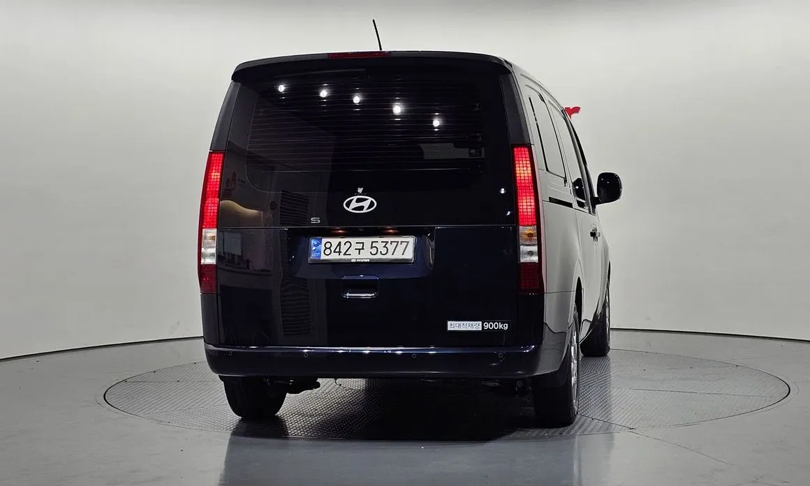 Hyundai Staria 2025 из KR, фото 2