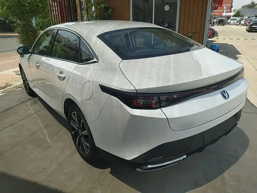 Changan Eado 2026 из CN, фото 6