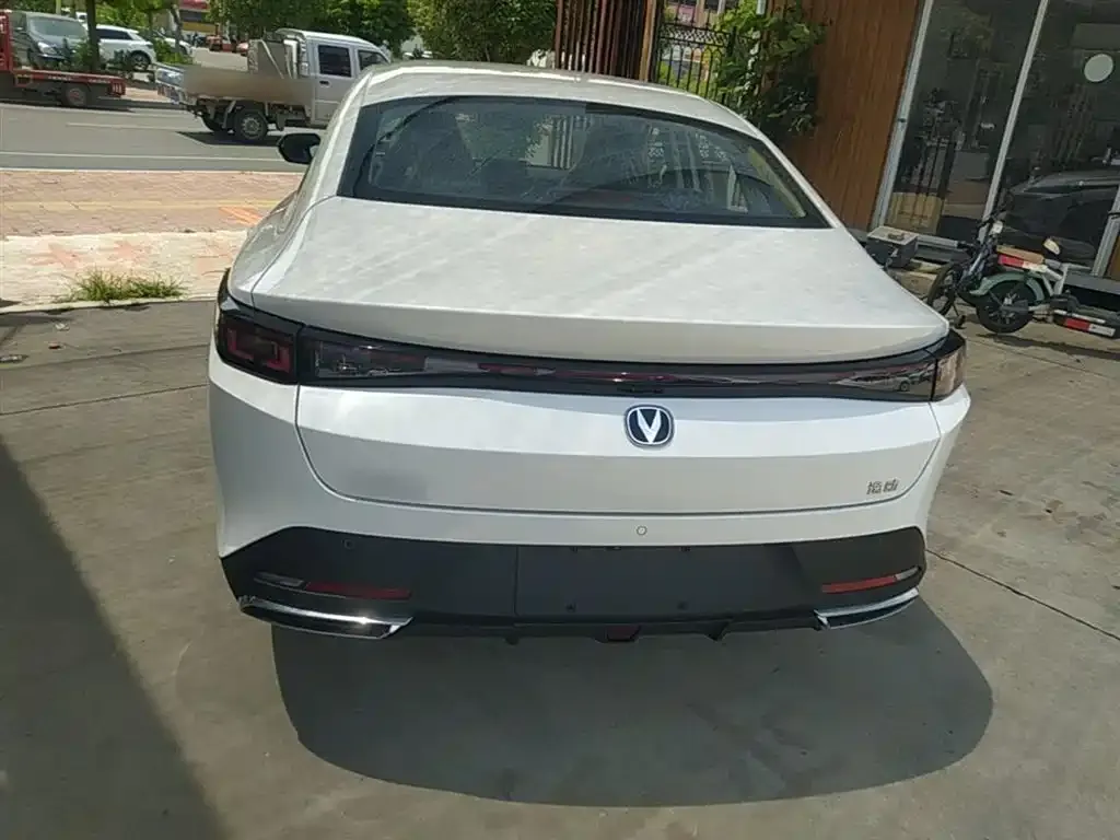 Changan Eado 2026 из CN, фото 4