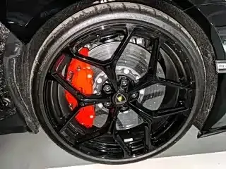 Lamborghini Revuelto 2025 из CN, фото 8