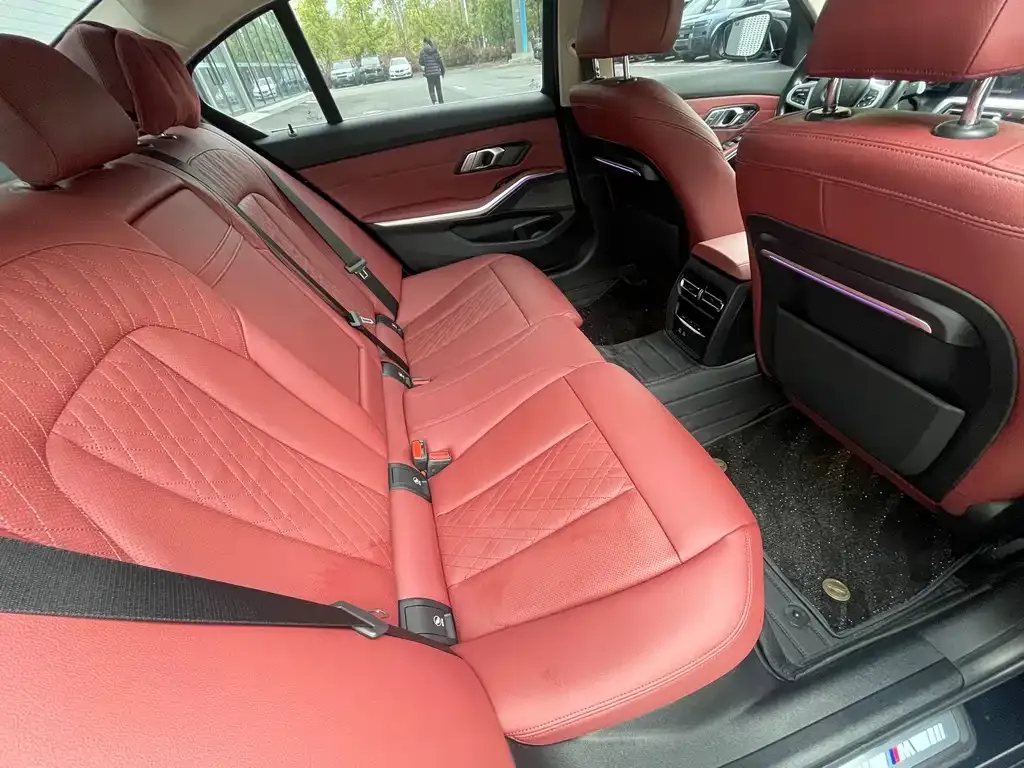 BMW 3 Series 2021 из CN, фото 2