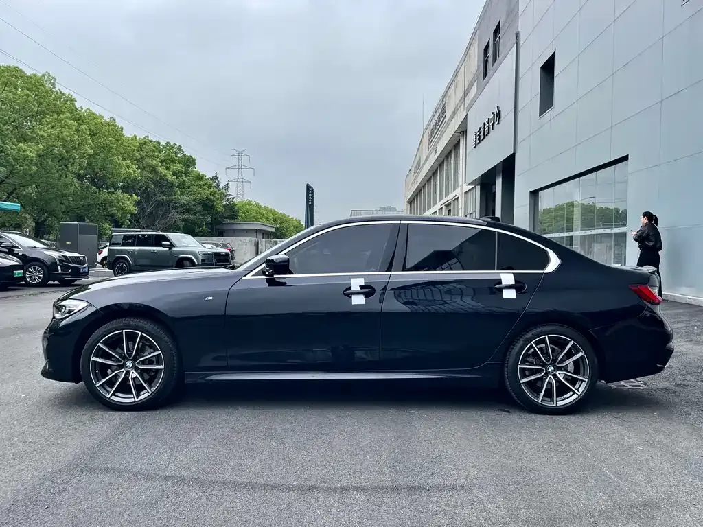 BMW 3 Series 2021 из CN, фото 9